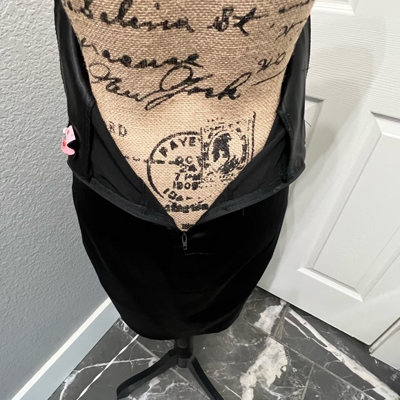 Fredericks of Hollywood Halter Midi Dress with Criss-Cross Straps Two Toned - Picture 6 of 13